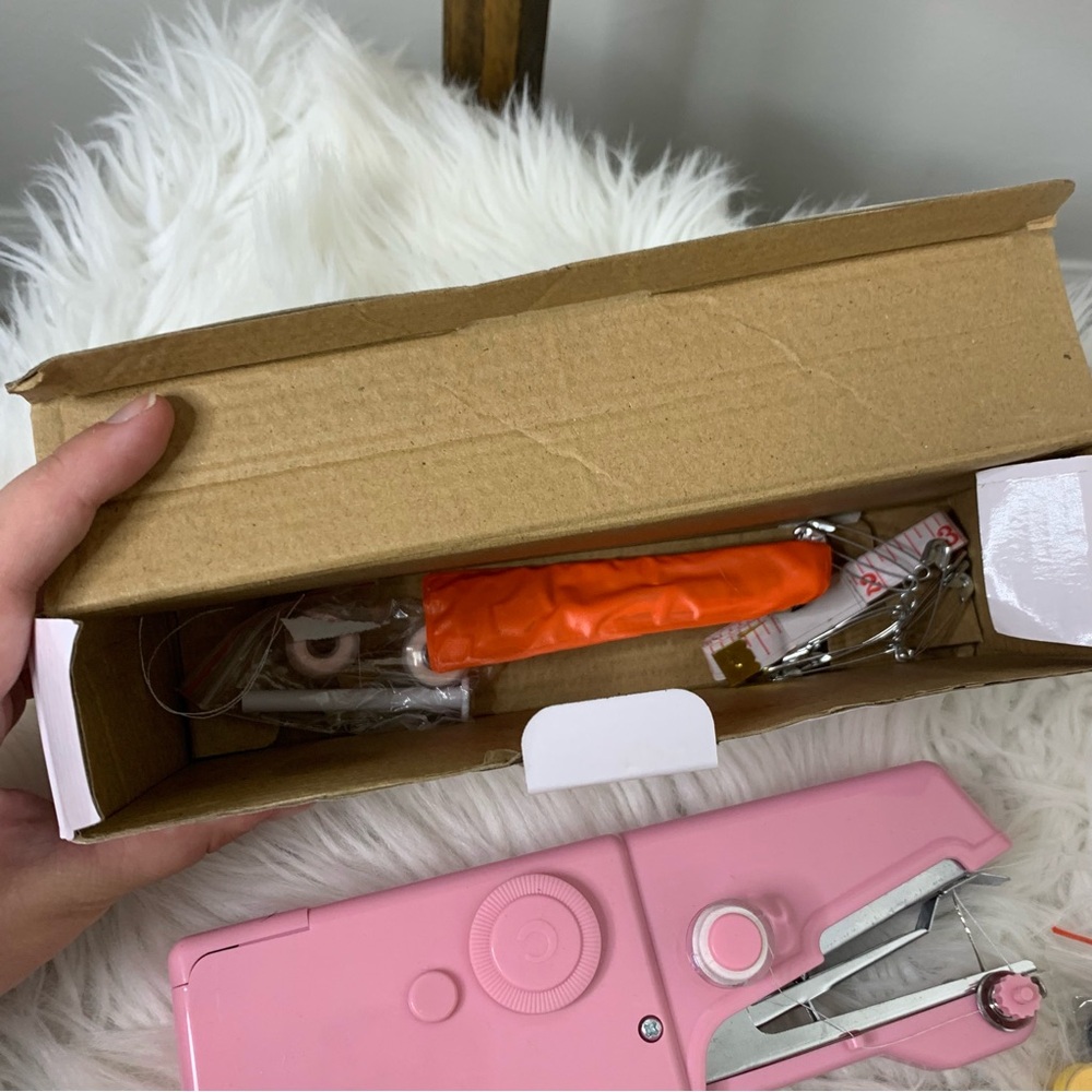 Pink Handheld Sewing Machine - Picture 2 of 6